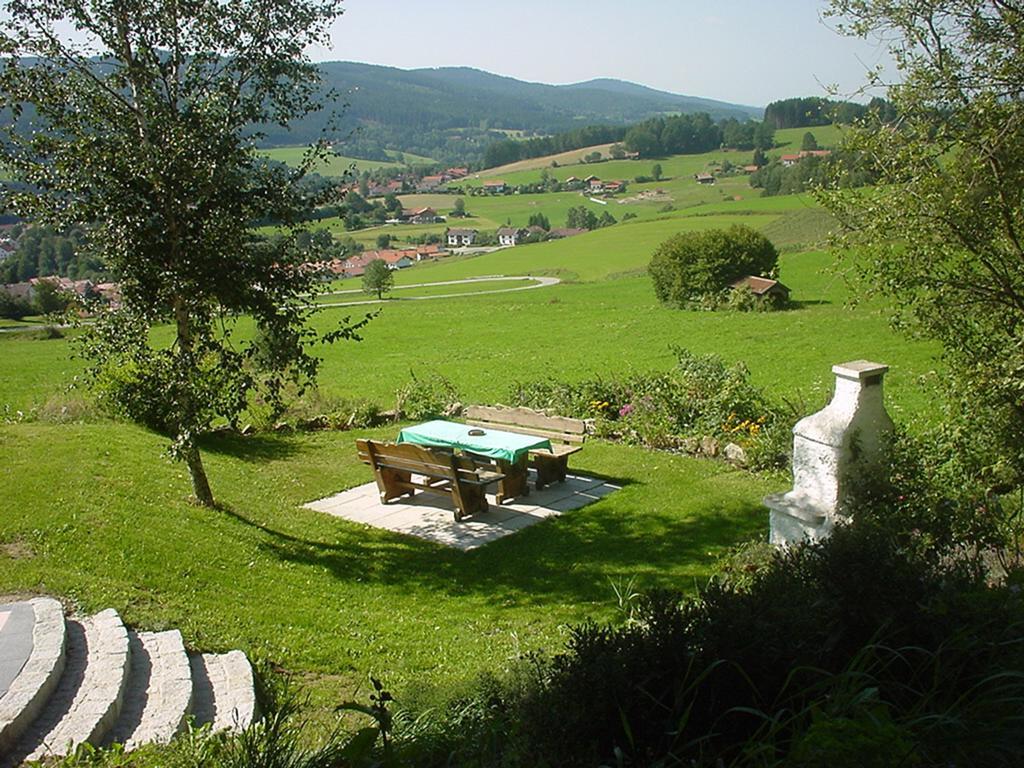 Wellness Ferienwohnungen Zellertalblick Drachselsried Exterior photo
